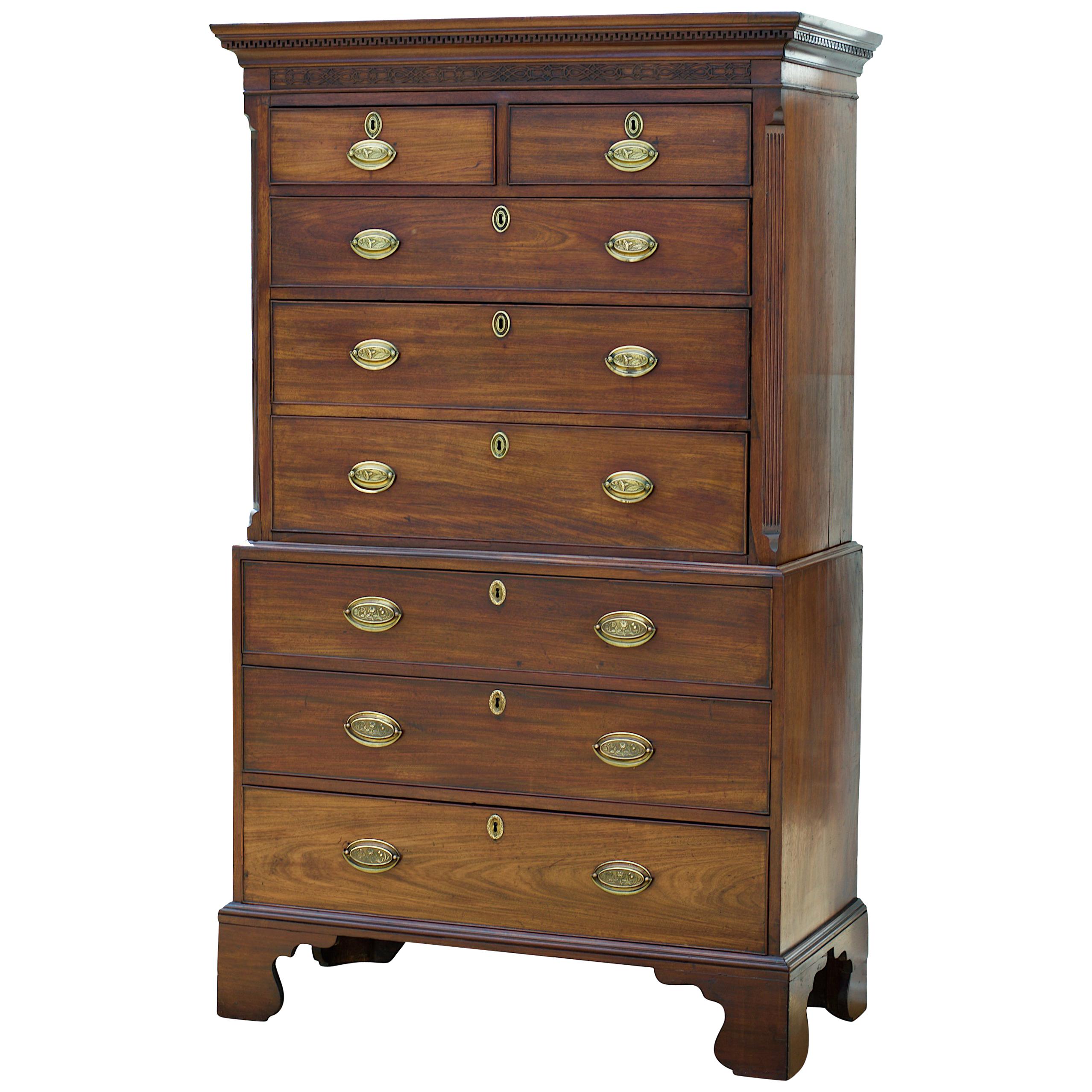 English George III Chest on Chest Dresser of Mahogany For Sale