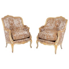 Pair of Louis XV Style Bergeres in Off-White Lacquer and Gilt Wood, 1970s