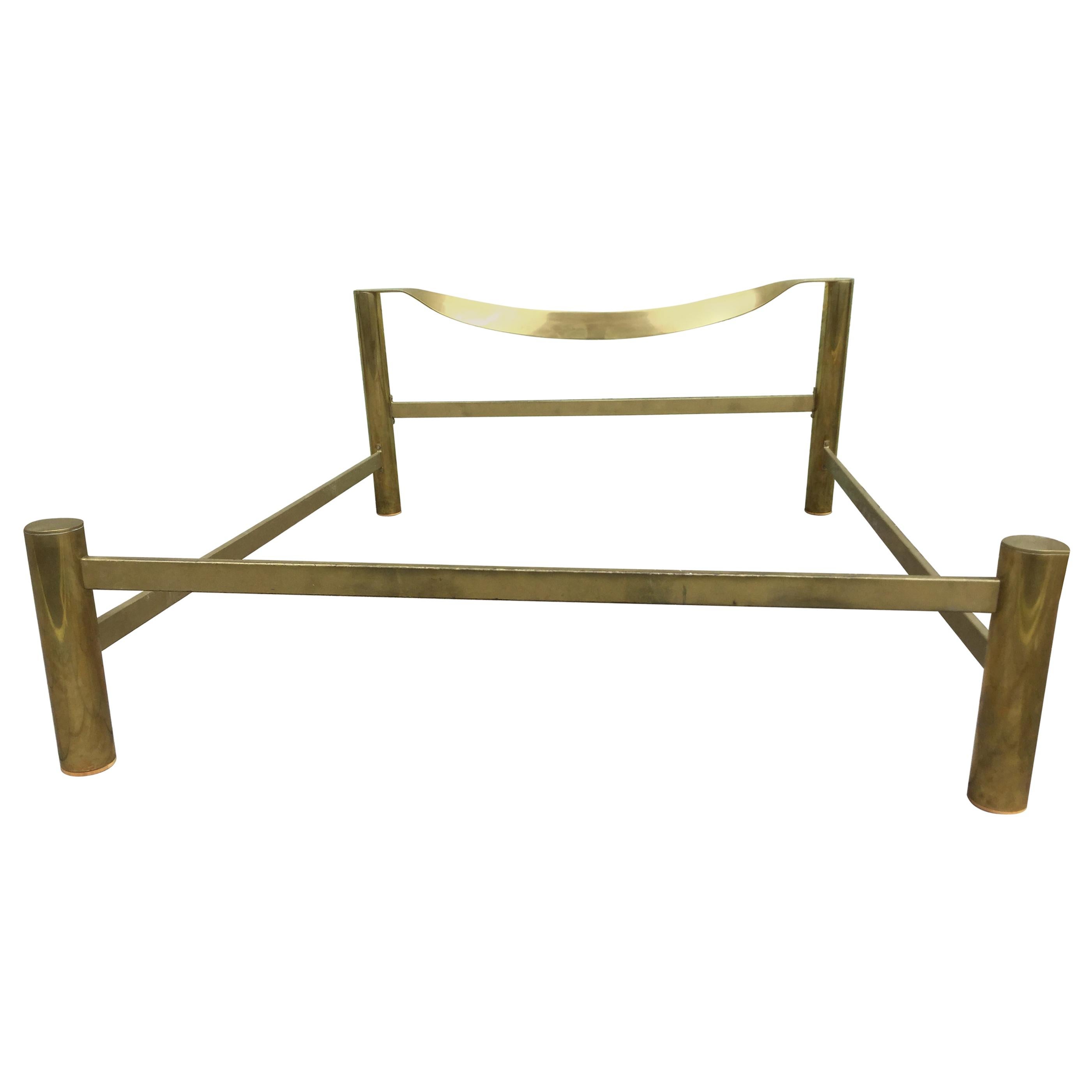 Mid-Century Modern Italian Brass Bed by Luciano Frigerio from 1970s