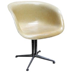 La Fonda-Sessel aus Fiberglas von Charles & Ray Eames für Herman Miller, 1960er Jahre