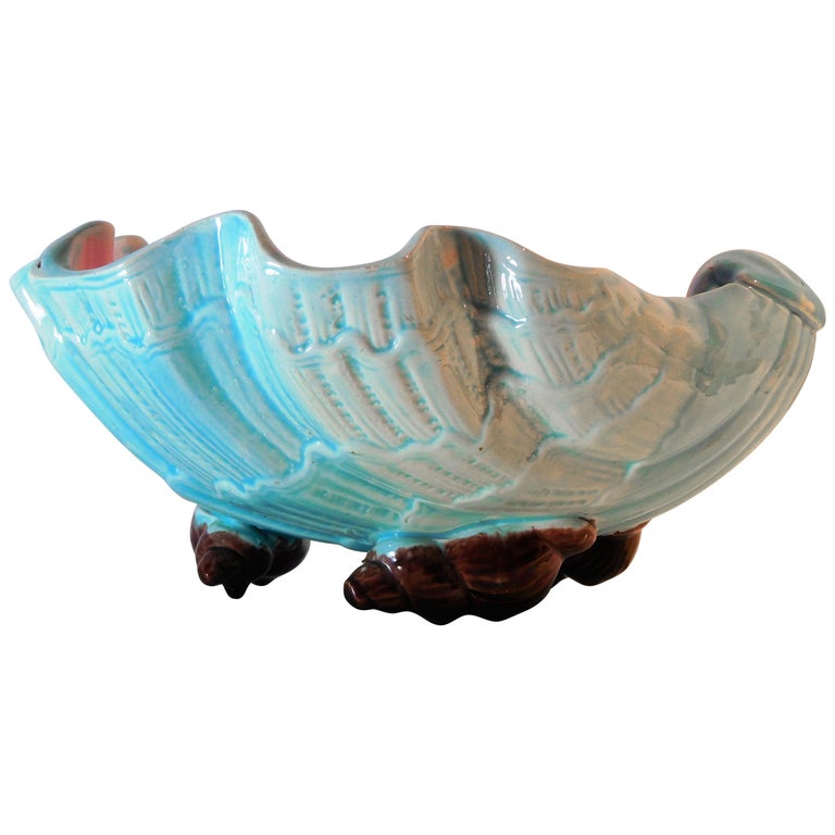English Majolica Large Clam Shell Bowl, circa 1885 For ...