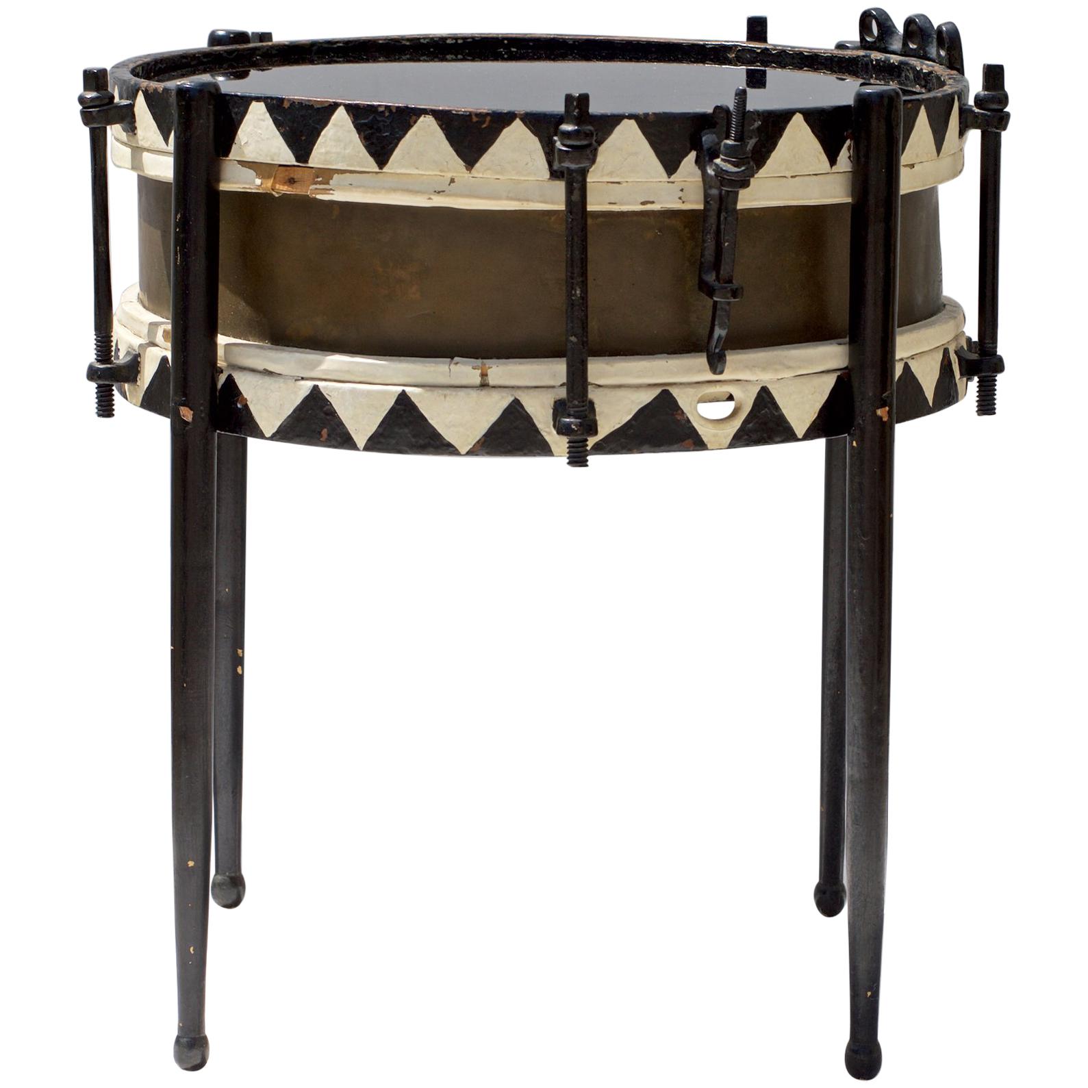 19th Century Chic and Petite Drum Cocktail Table For Sale