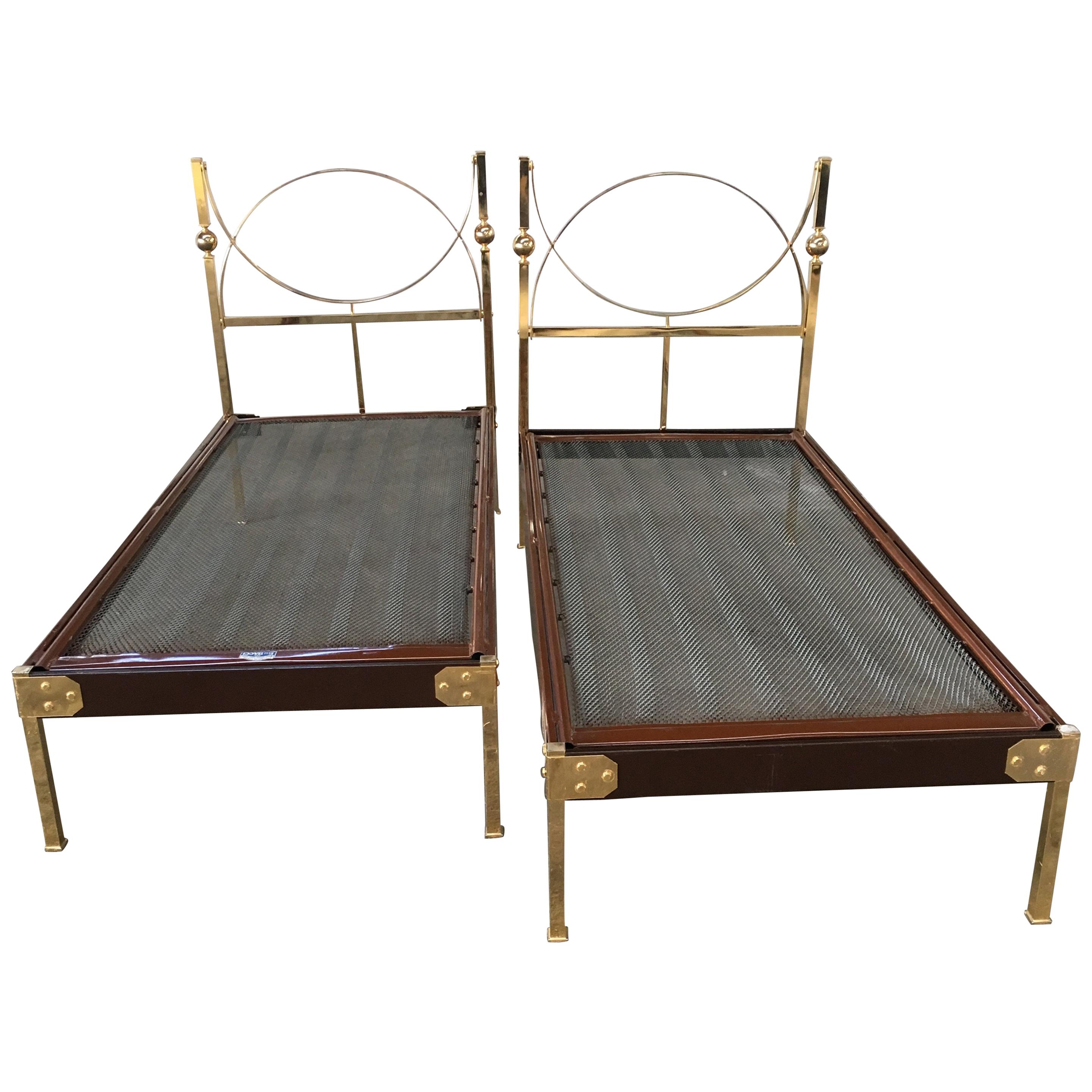 Mid-Century Modern Pair of Italian Single Beds with Gilt Headboard and Feet 1960