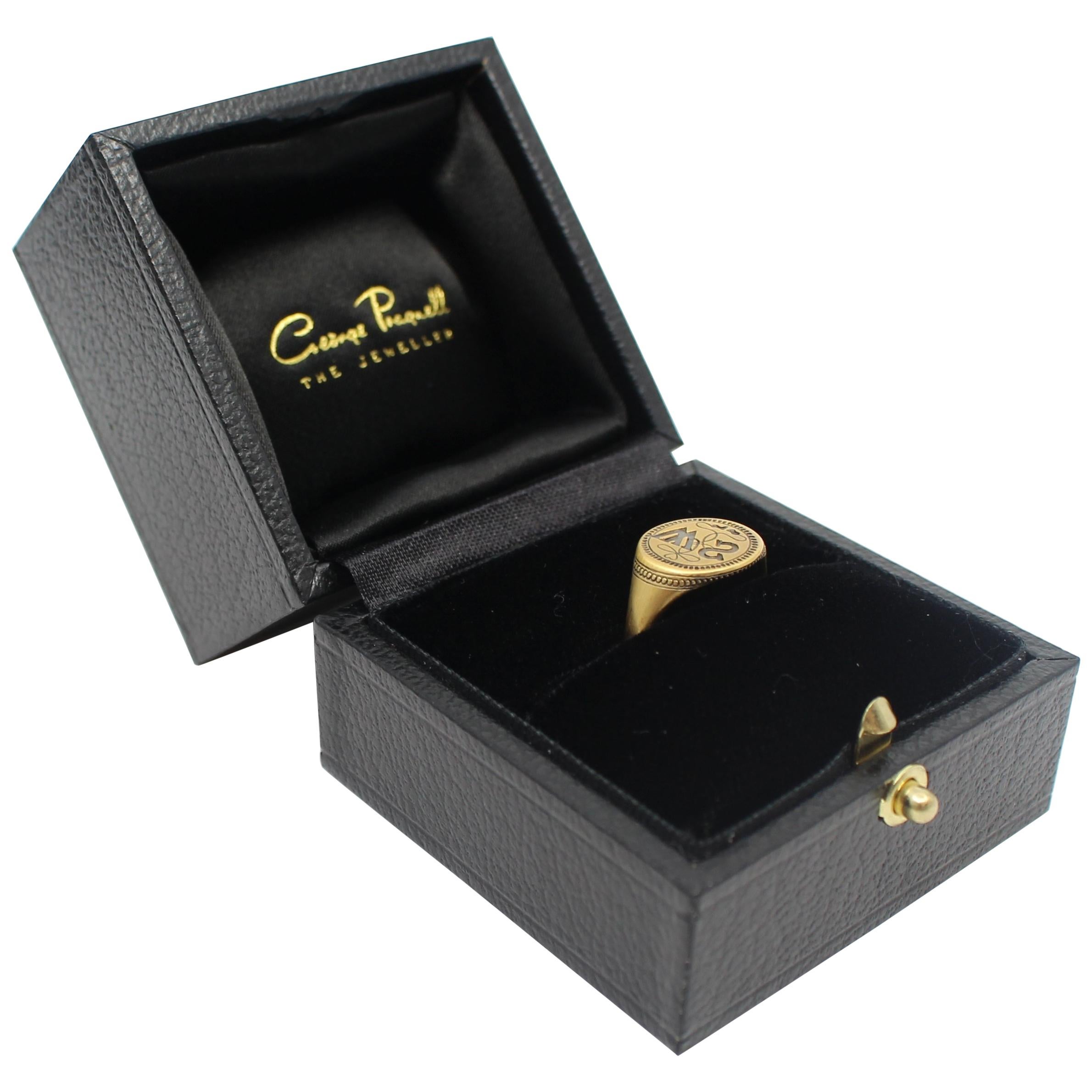 Engraved WS William Shakespeare 20-Carat Gold Signet Ring