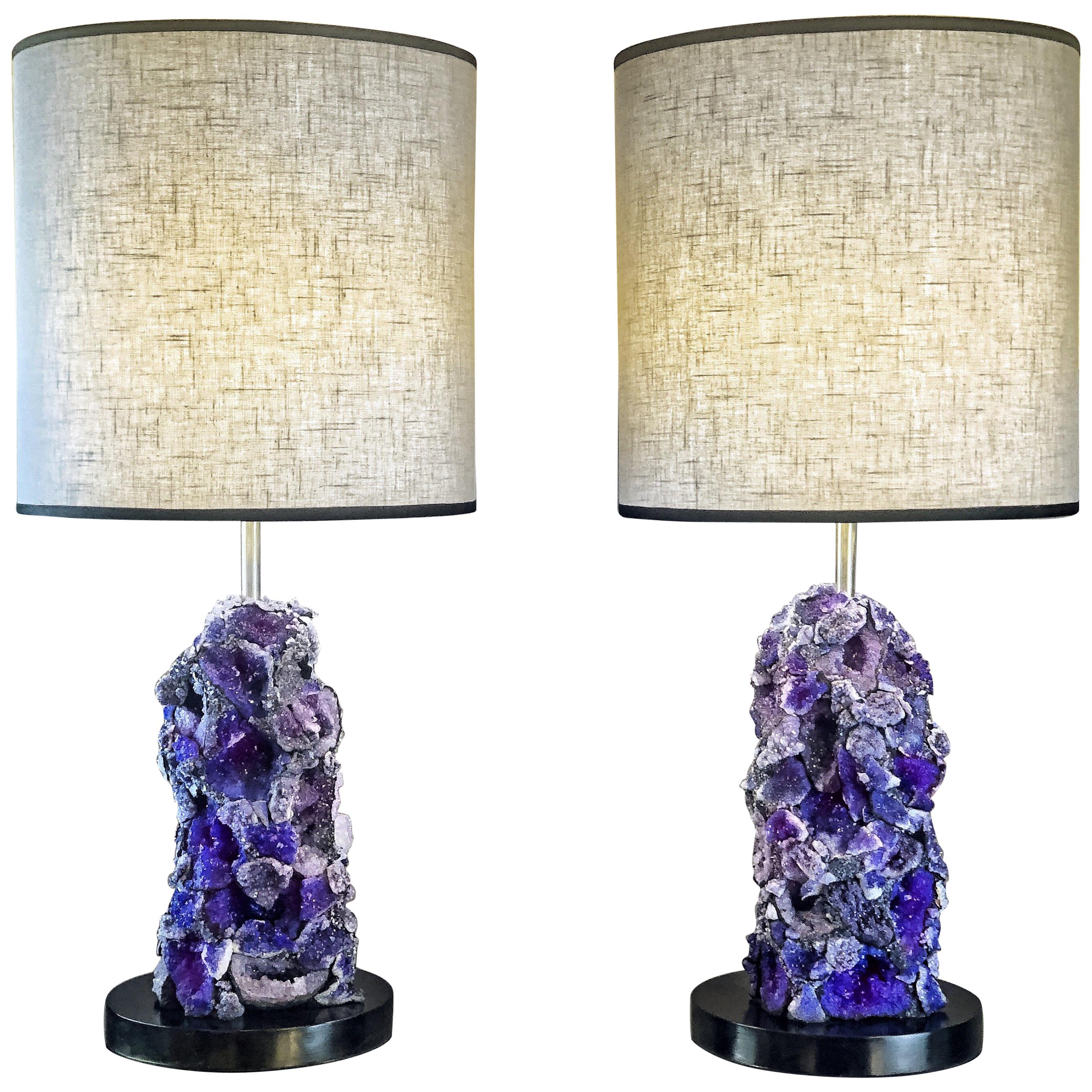 Late 20th Century Pair Of Br And Black Lucite Table Lamps With Late 20th Century Pair Of Br And Black Lucite Table Lamps With Grey Shades For At 1stdibs