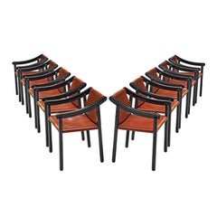 Vico Magistretti Ensemble de dix fauteuils '905' en cuir rouge cramoisi