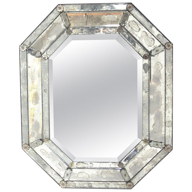 Venetian Mirror With Aged148 Venetian Mirror With Patina Effect