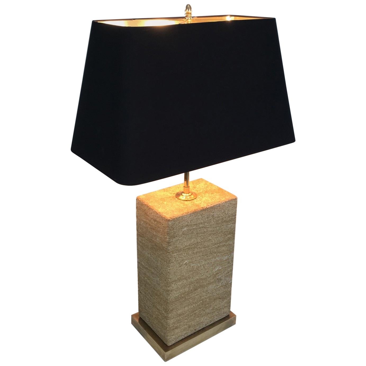 Importante lampe de bureau réglable en pierre reconstituée et laiton français, vers 1970