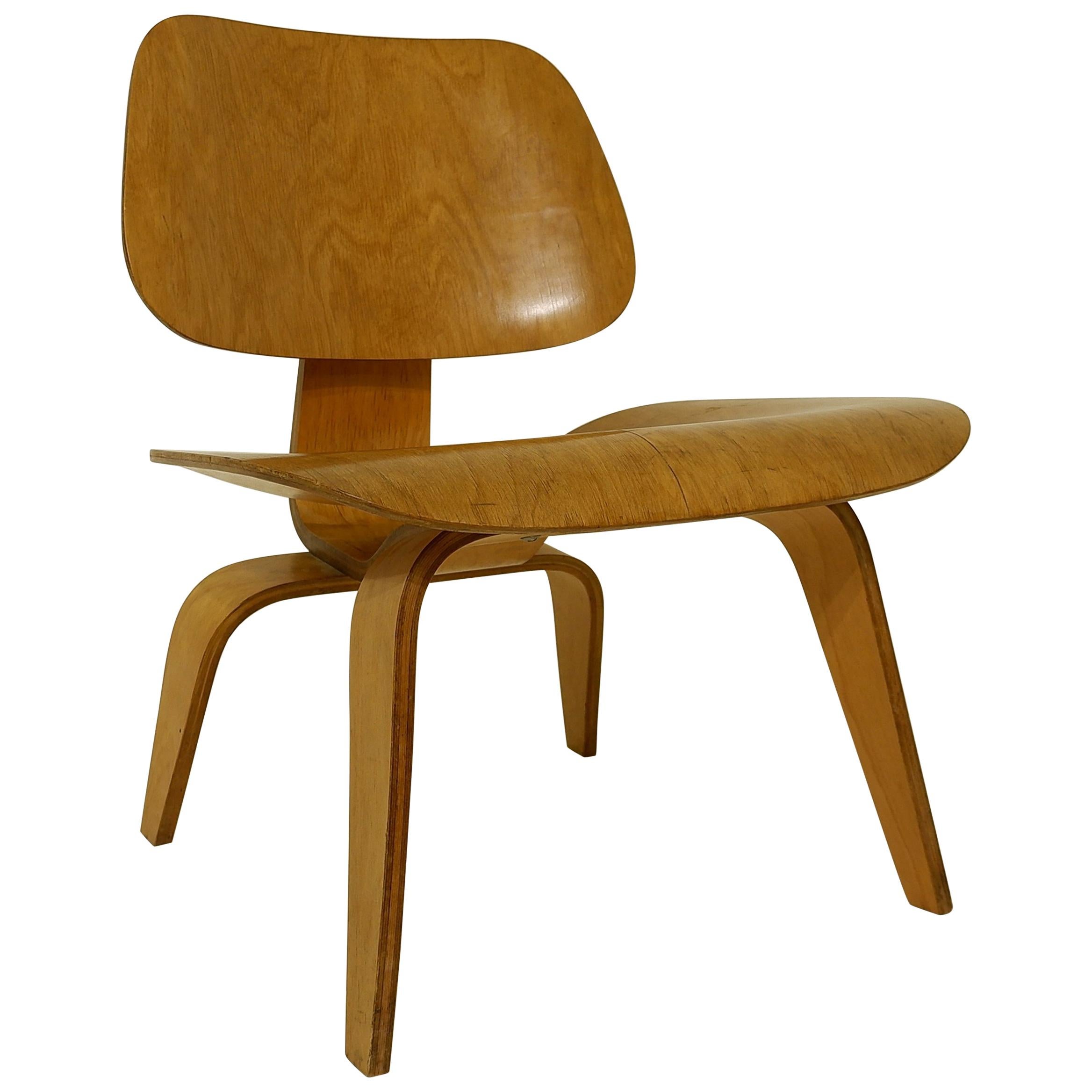 Chair Model DCW in Molded Plywood, First Edition by Charles & Ray Eames