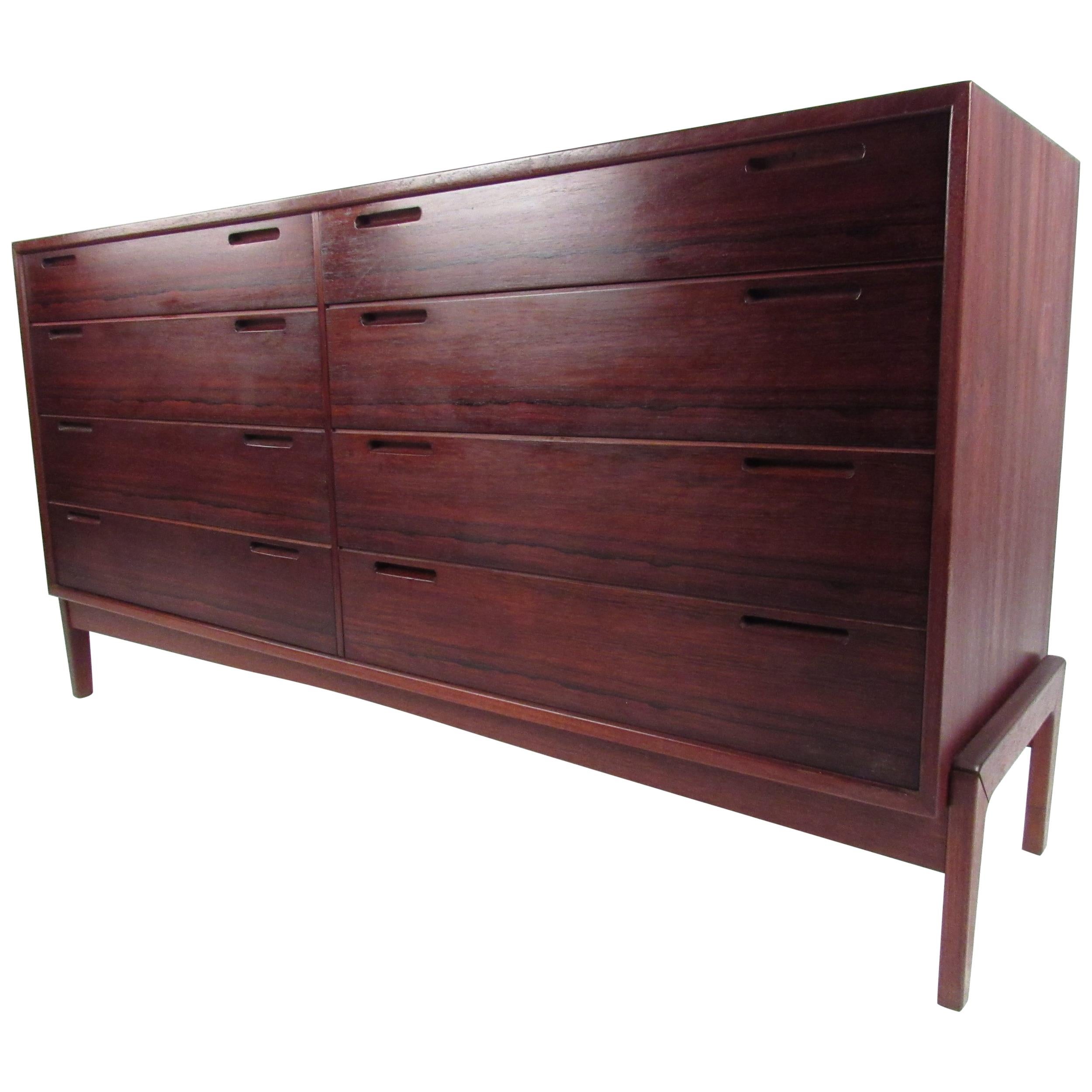 Midcentury Danish Rosewood Eight-Drawer Dresser