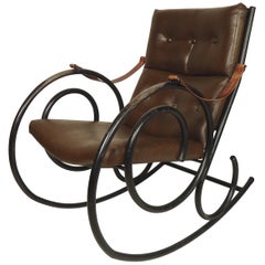 Sedia a dondolo vintage in ferro