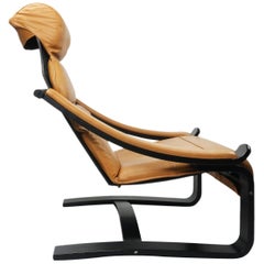 Vintage Leather Cantilevered Lounge Chair by Scanform
