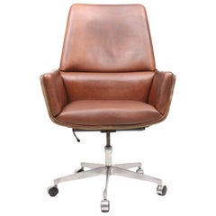 Silla de escritorio de mitad de siglo en ante y piel de Finn Juhl