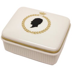 Royal Copenhagen Silhouette Covered Ceramic Box