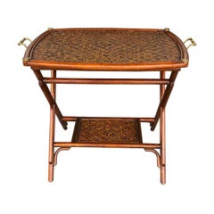 Table de plateau en bambou et rotin avec plateau amovible Maitland Smith Philippines 1970