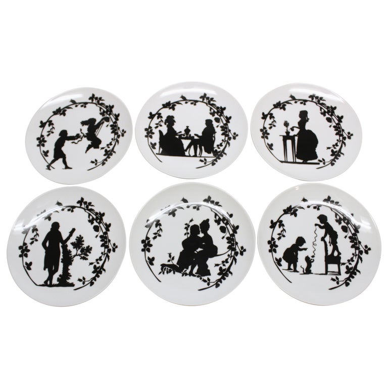 Set of Six French Porcelain "Assiettes Pompadour" Dessert Plates by La  Chaise Lo For Sale at 1stDibs | chaiselo