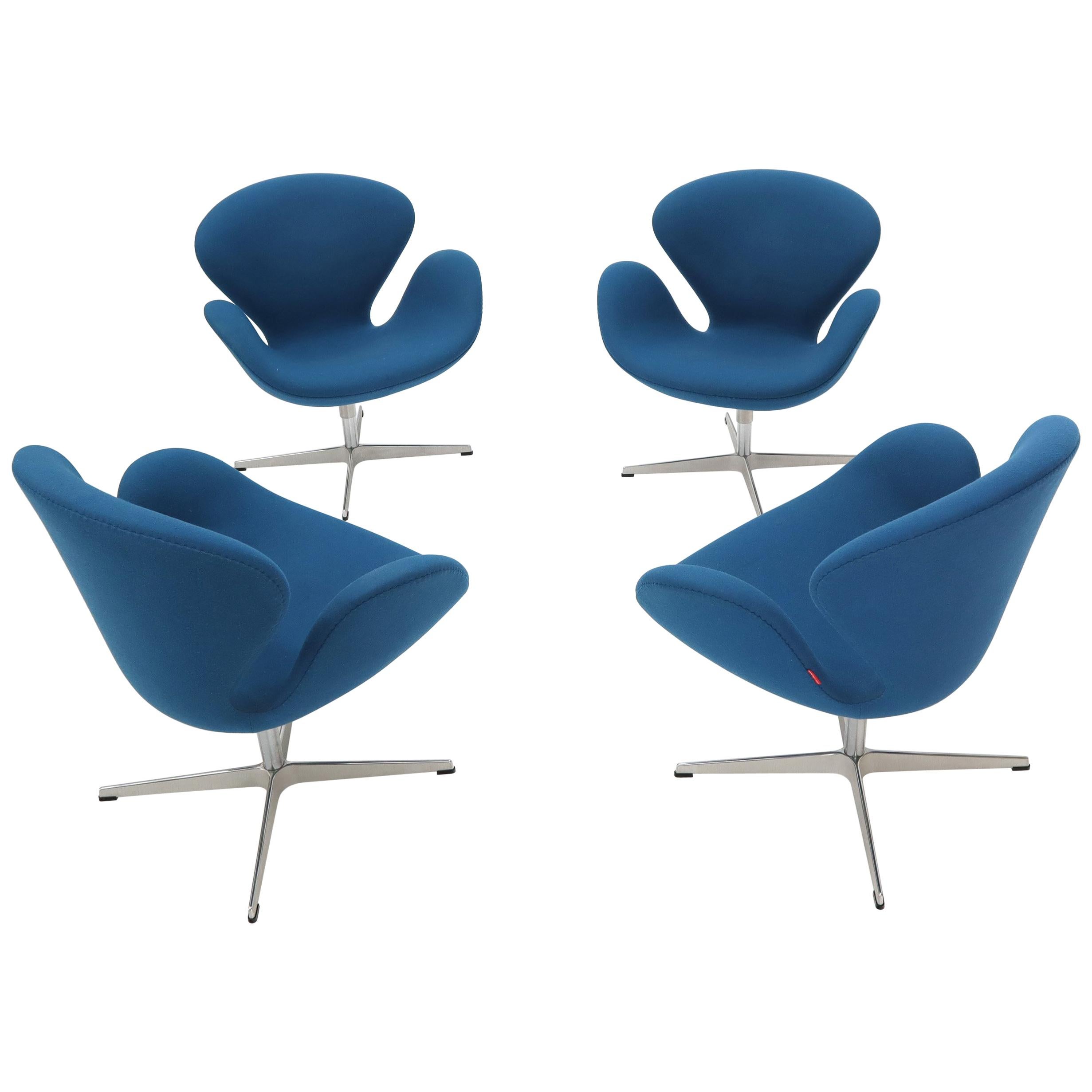 Set of Four Blue Boiled Wood Upholstery Swan Chairs Arne Jacobsen Fritz Hansen For Sale