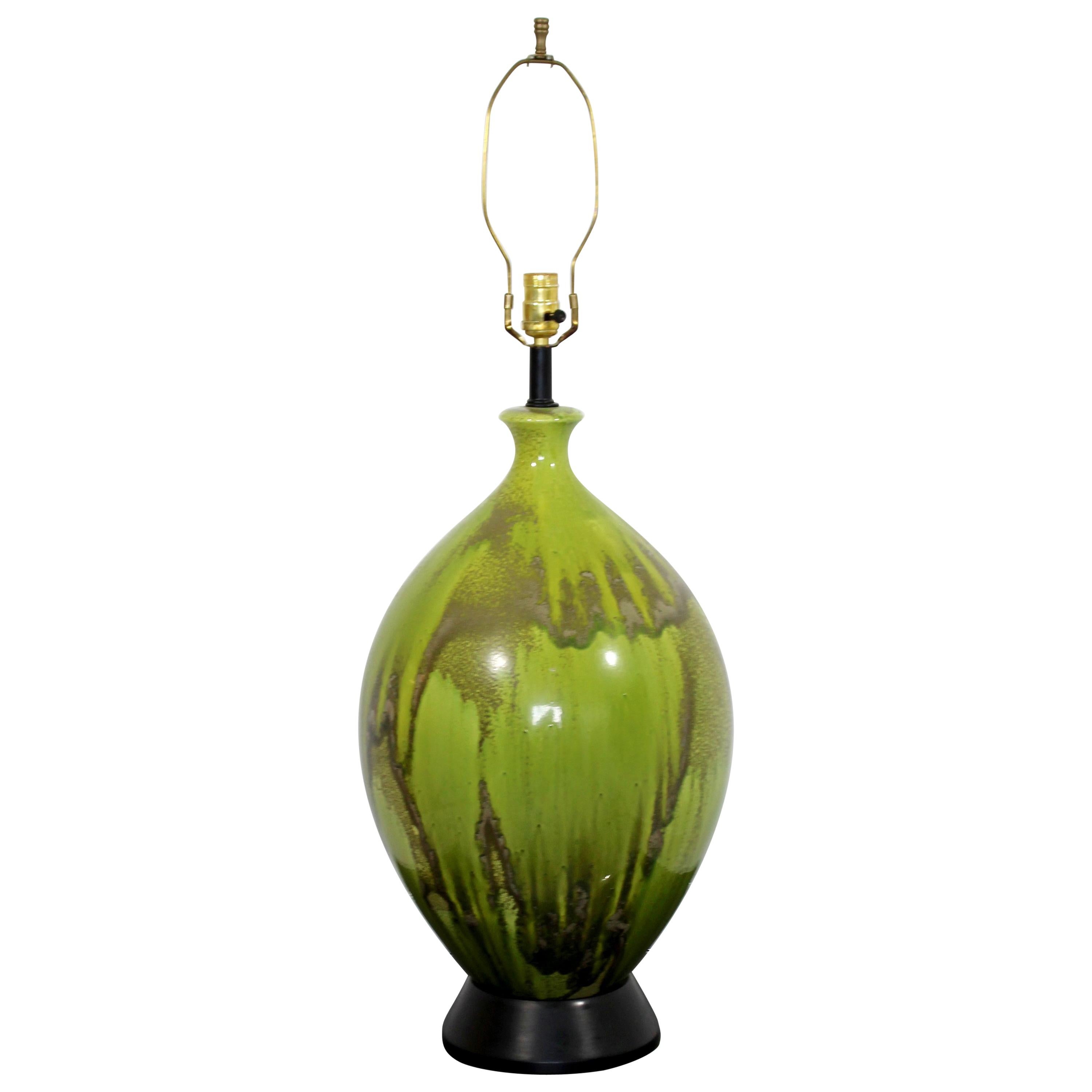 Mid-Century Modern Green Ceramic Drip Glaze Large Table Lamp Brass Finial, 1970s