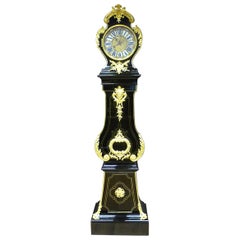 Orologio da pavimento Luigi XV in bronzo dorato con movimento originale di Antoine Pelletier