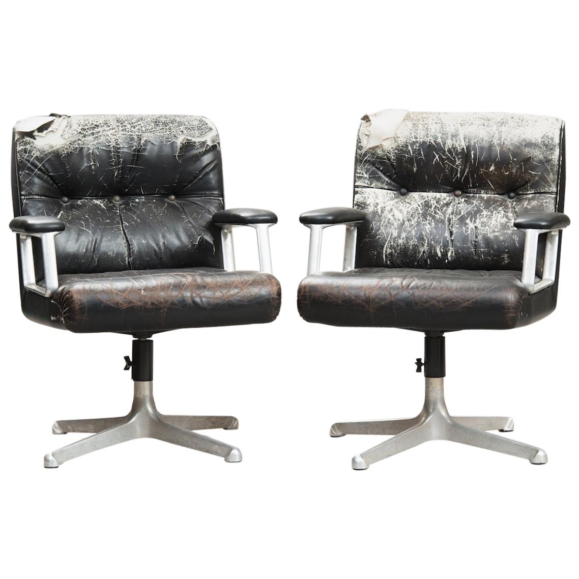 Osvaldo Borsani P125 Desk Chairs for Tecno, One Pair