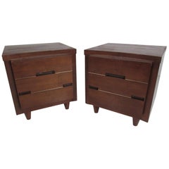 Vintage Pair of Mid-Century Modern Walnut Nightstands