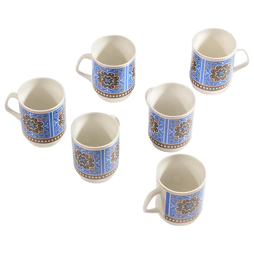Set of Six Original Midcentury Porcelaine Mugs, circa 1960 For Sale