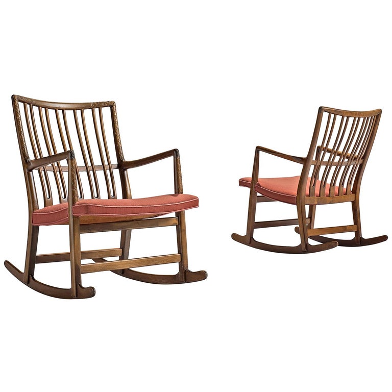 Hans Wegner Set of Two Early 'ML-33' Rocking Chairs For Sale
