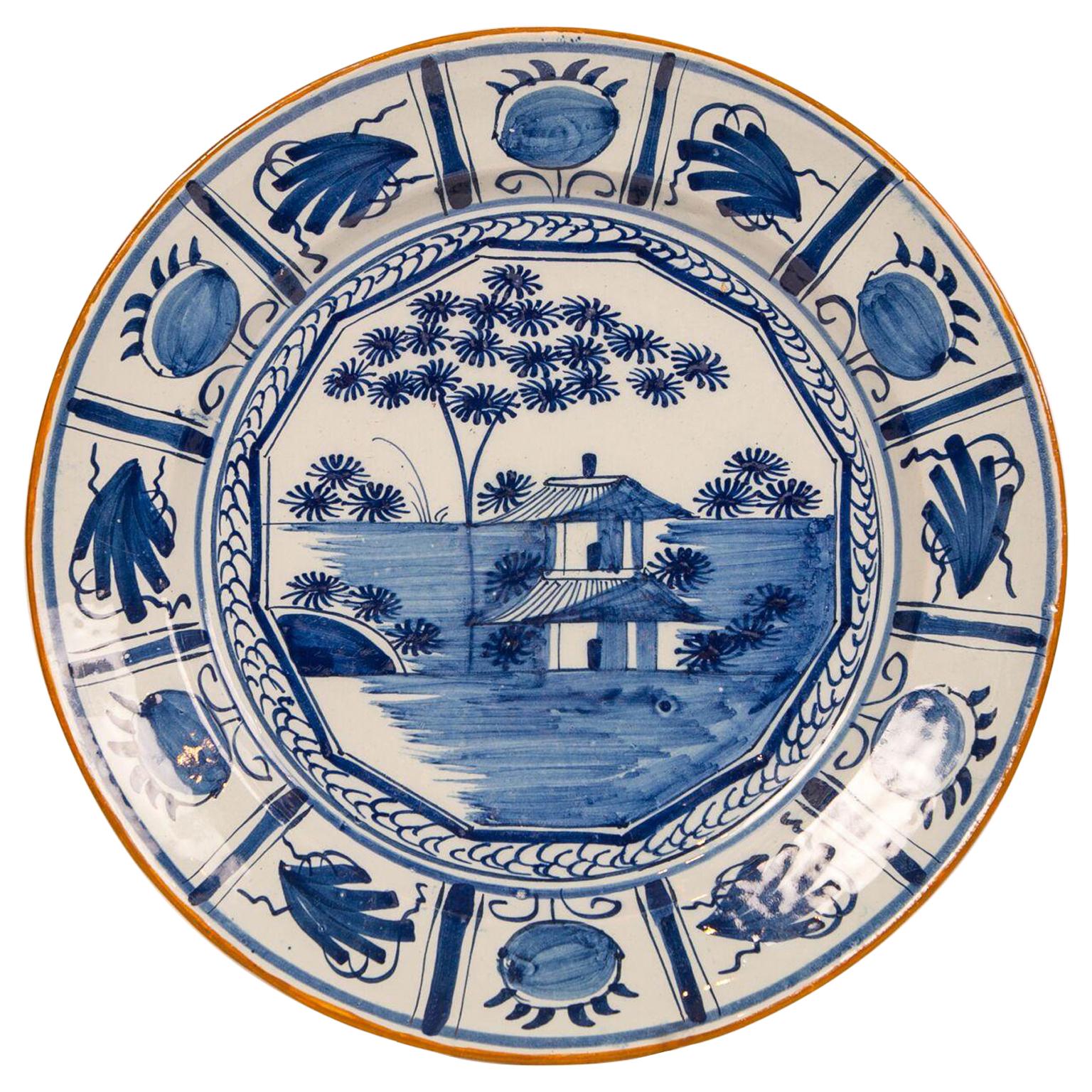 Großer blau-weißer Delfter Teller aus dem 18. Jahrhundert, um 1780 hergestellt