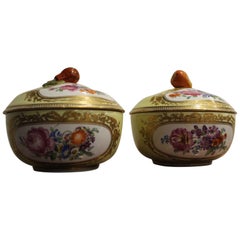 Pair of Meissen Yellow-Ground Lidded Porcelain Bowls with Pear Finials 