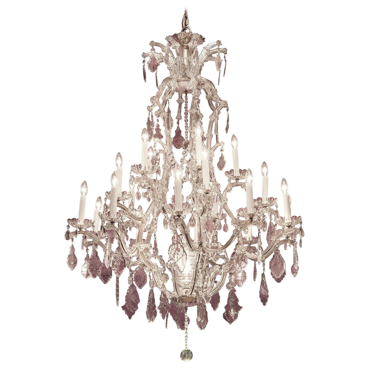 Important  Crystal Chandelier, Late 19th Century, neo-baroque For Sale