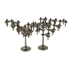 Collection de 21 bougeoirs empilables sculpturaux en chrome de BMF Nagel