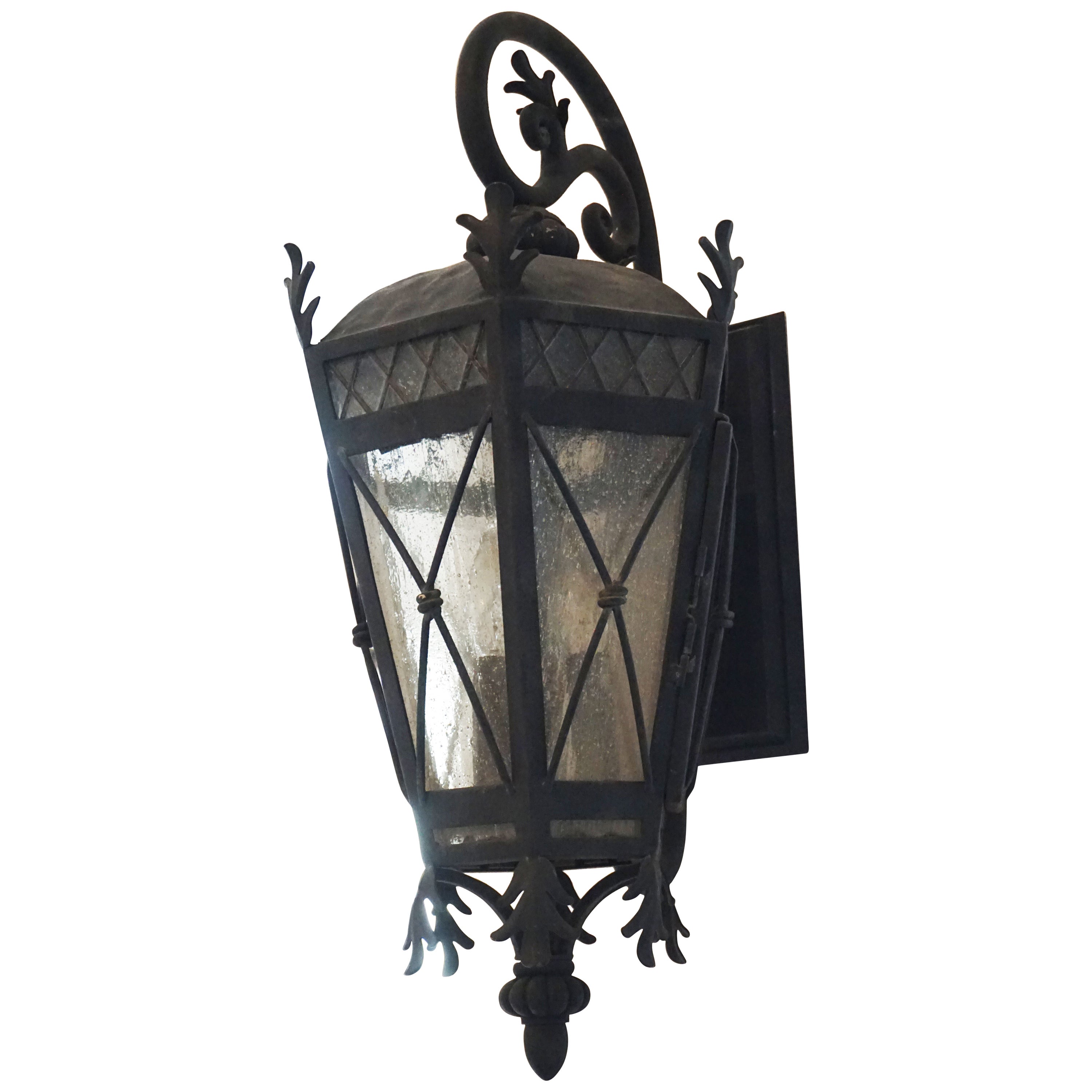 Sketch Small Contemporary Wall Light by Art Et Floritude For Sale at