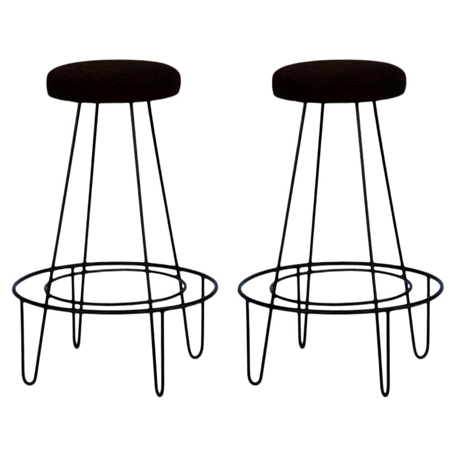 Paire de tabourets de bar minimalistes avec sièges en daim marron en vente