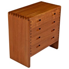 Niels Bach Teck massif danois moderne Bachelor's Chest Commode Commode Chest of Drawers