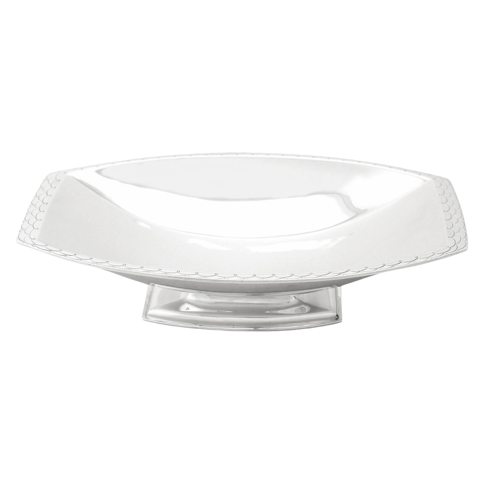 Henry Clifford Davis Antique Sterling Silver Bread Dish For Sale