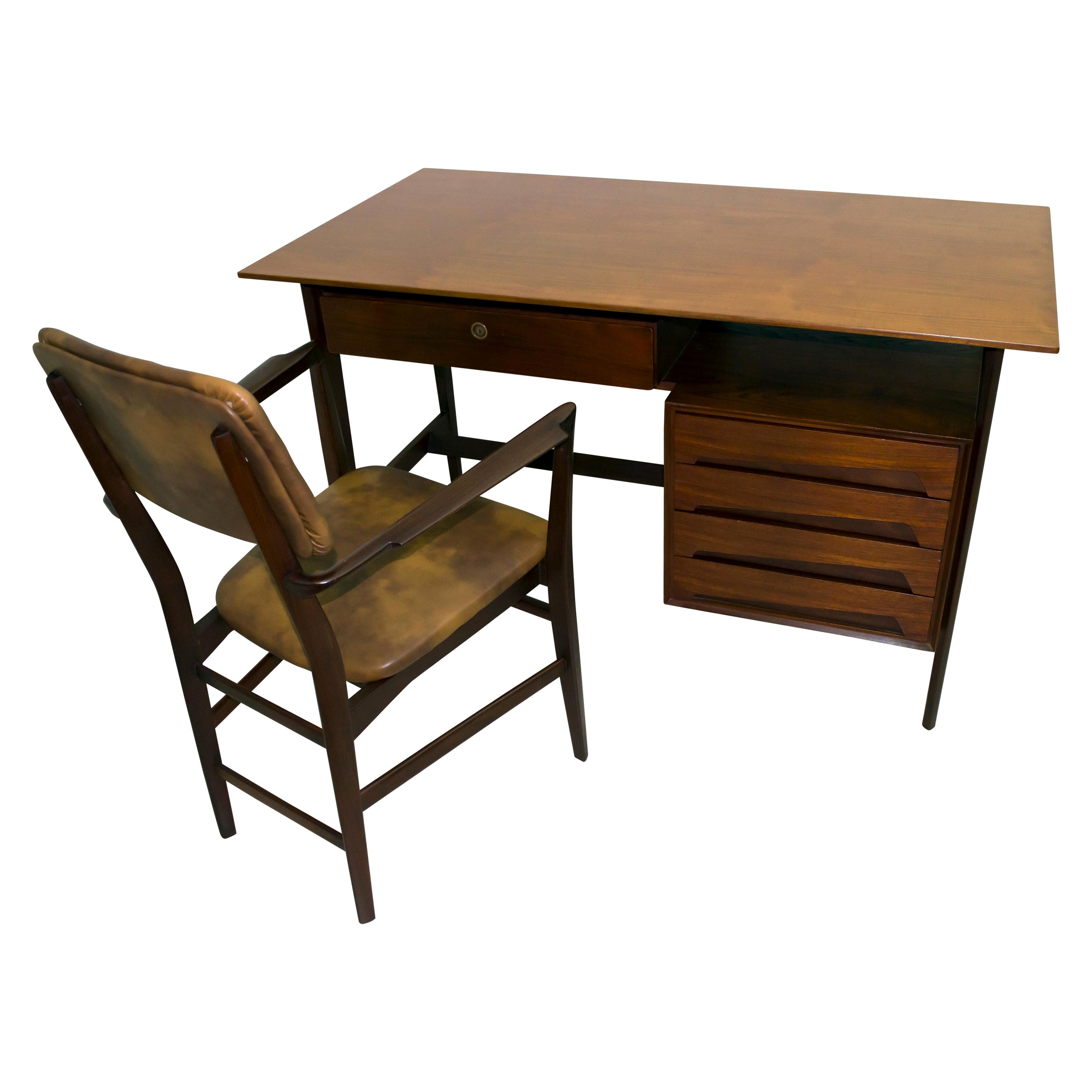 Vittorio Dassi Mid-Century Modern Italian Teakwood Writing Desk and Chair, 1950s