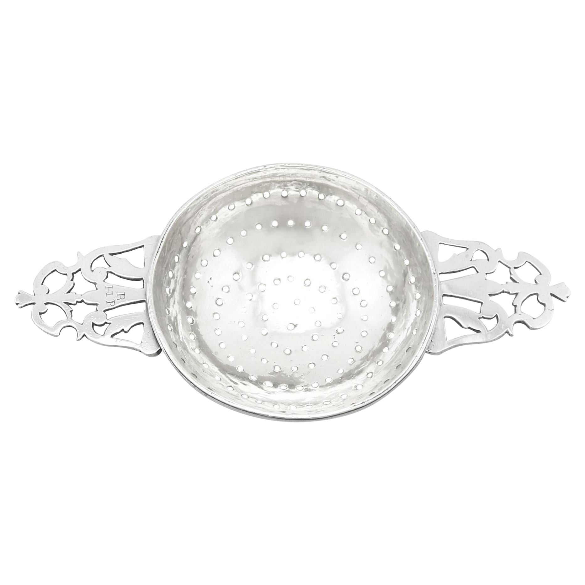 Antico colino per limoni in argento Britannia Standard