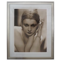 Fotografie von Anita von George Hurrell auf der Seite 