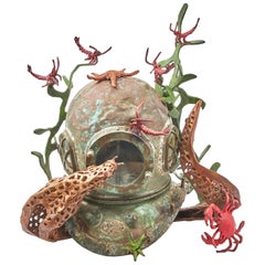 Casque de plongée japonais vintage unique et créatures marines en bronze par Paula Swinnen