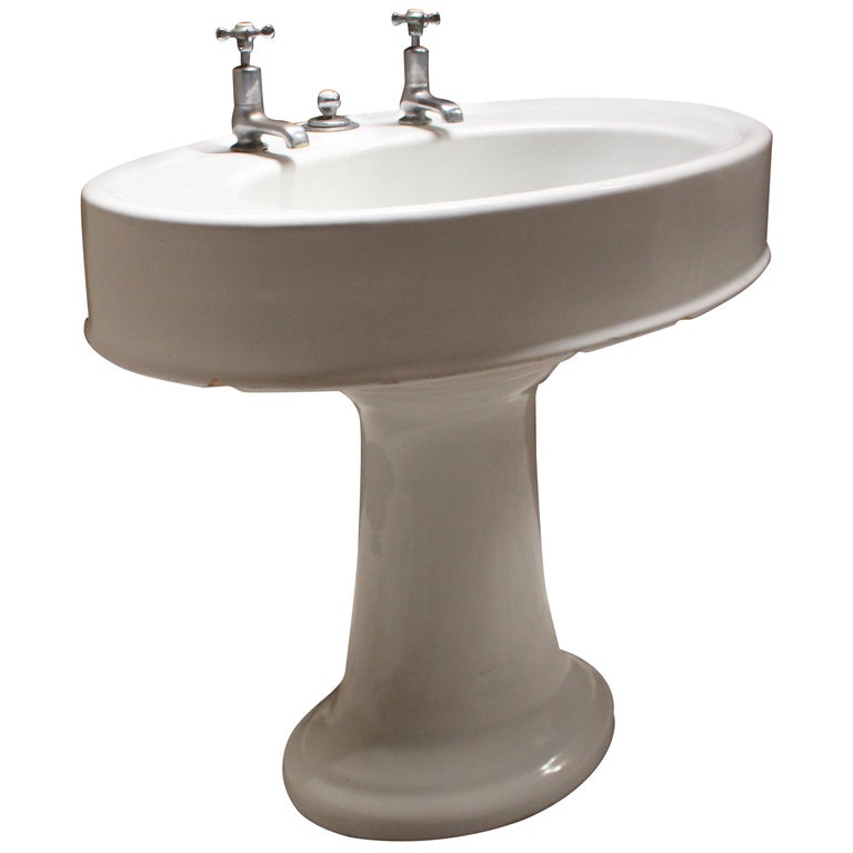 Large English Antique Wash Basin by Dent and Hellyer, London, 1920s For