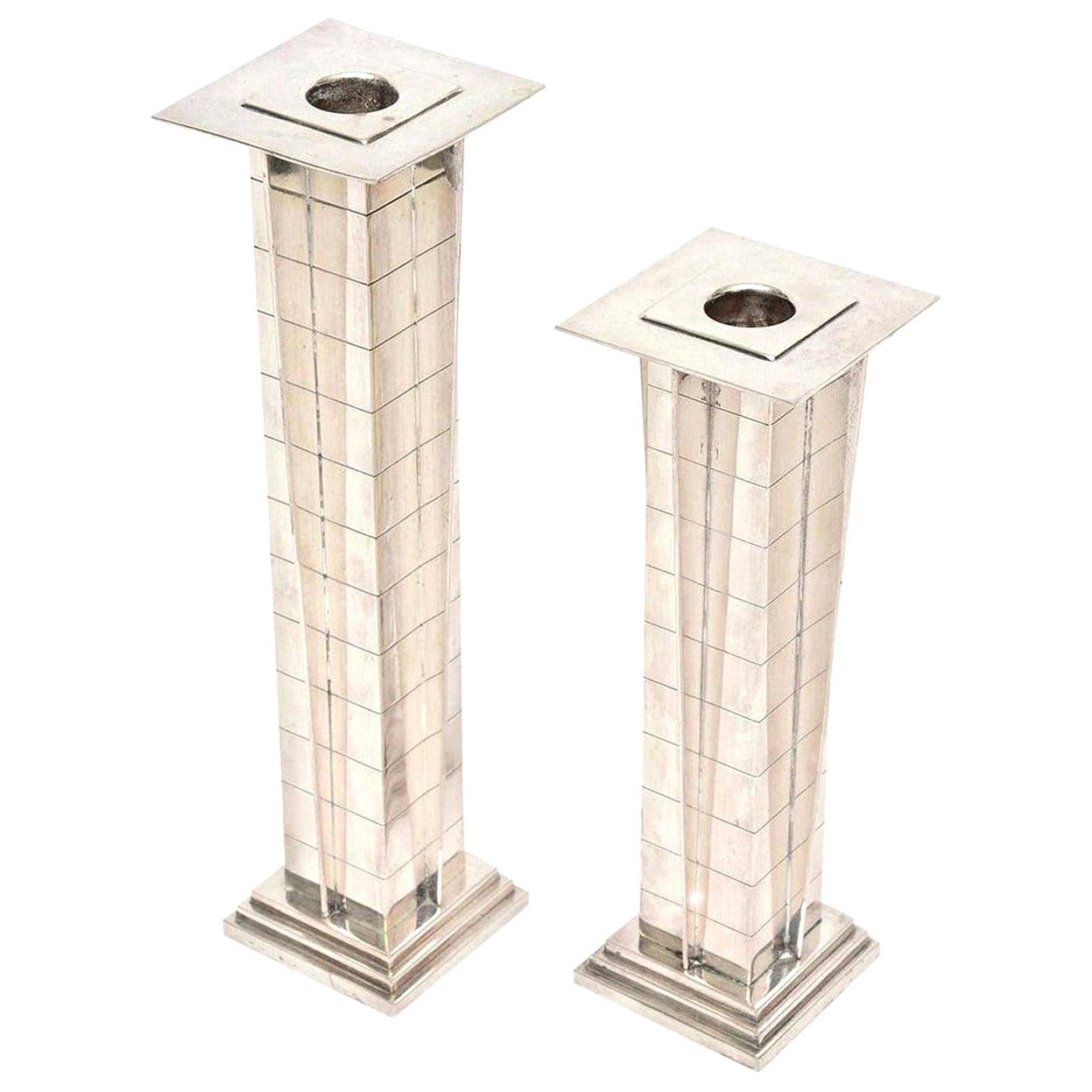 Vintage Silver- Plate Deco Style "Skyscraper" Candlesticks Pair Of en vente