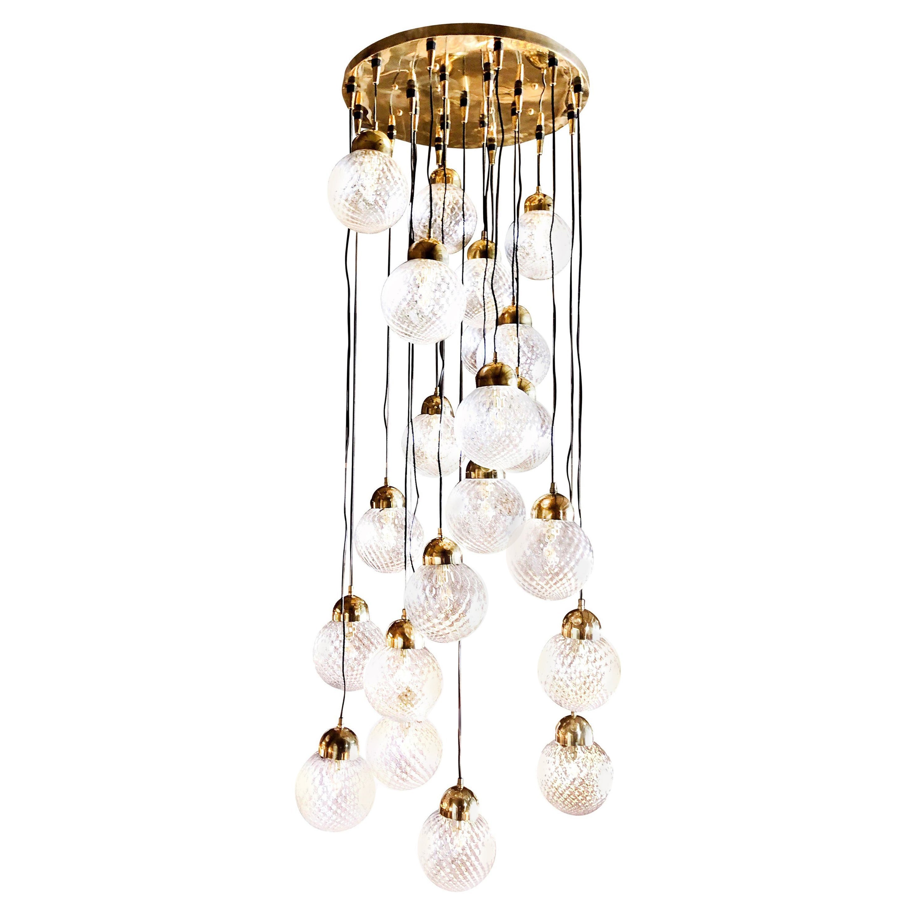 Lampadario con paralume in vetro di Murano del 20° secolo -  Ciondolo in ottone vintage