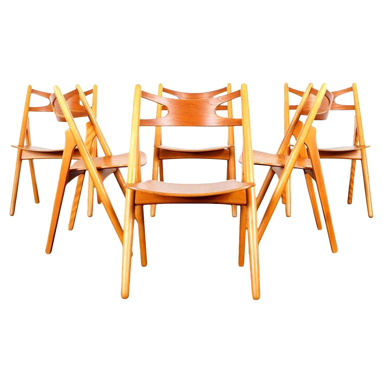 Danish Modern 'Sawbuck' Ch-29 Dining Chairs by Hans J. Wegner