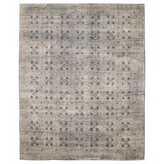 Tapis moderne en laine grise géométrique de style Soumak fait à la main