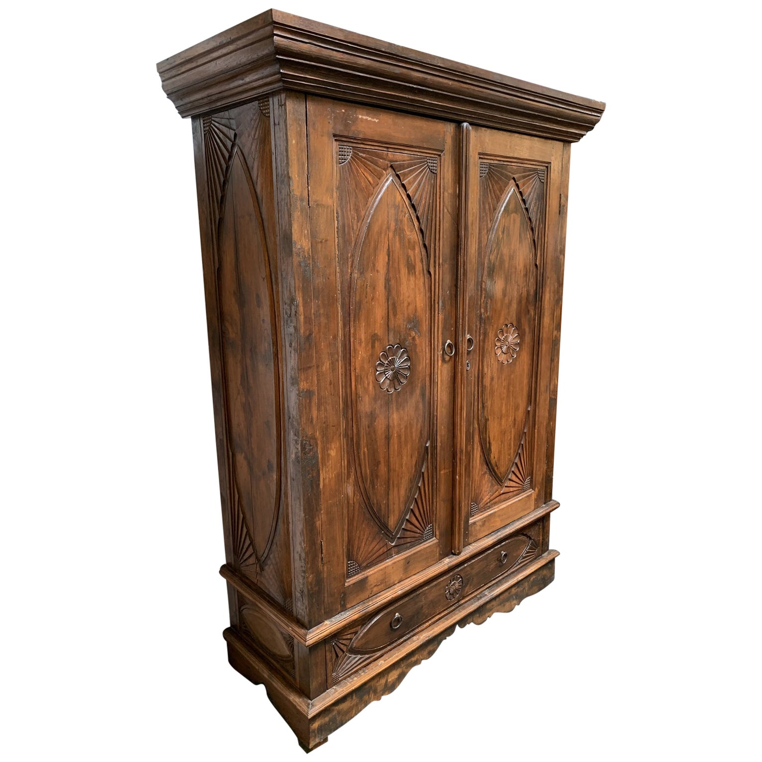 Define Armoire Bright Shadow Online