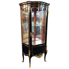 20th Century Vintage Louis XV Style Black Polished Salon Vitrine Cupboard