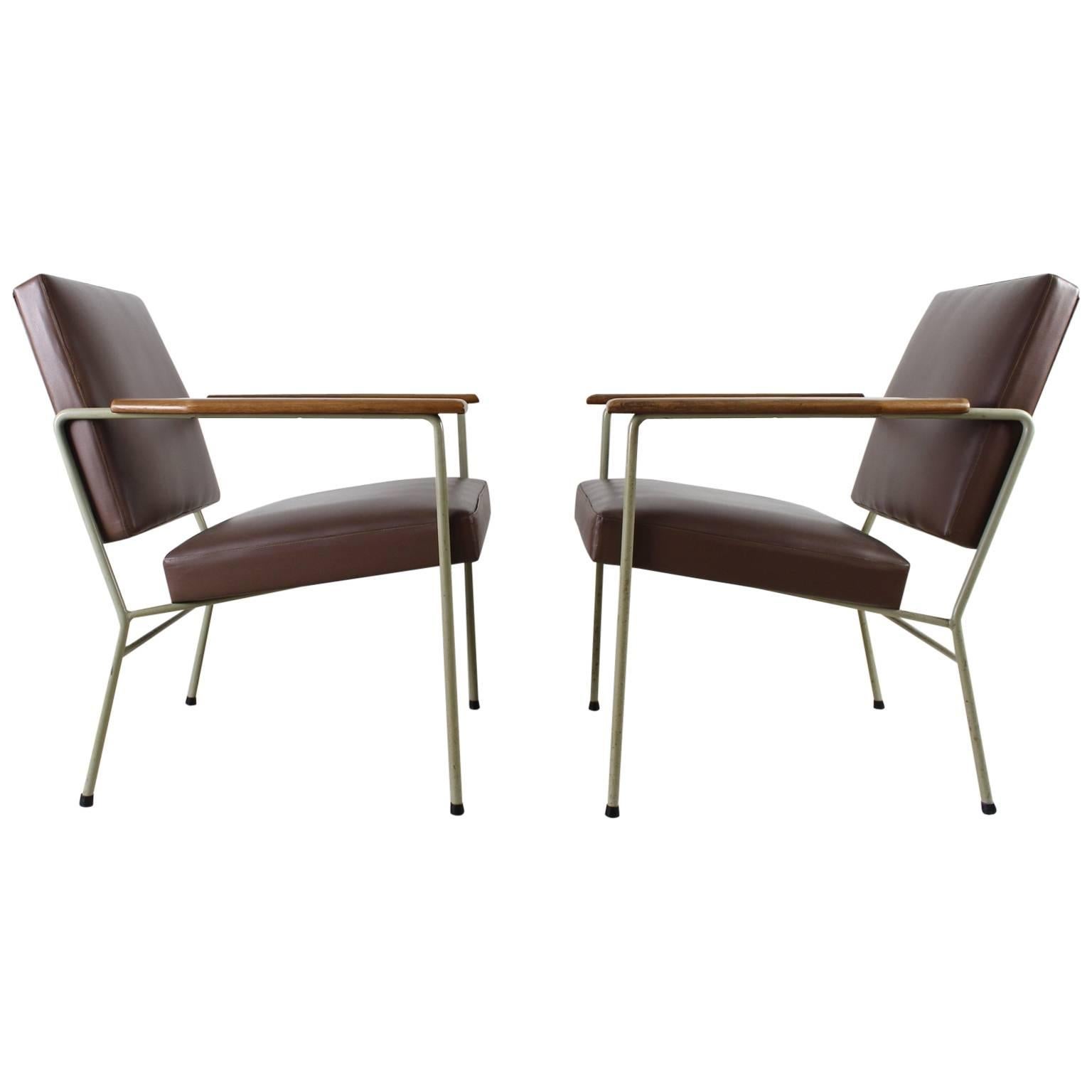 Very Minimalistic Set of Two Dutch Design Easy Armchairs For Sale