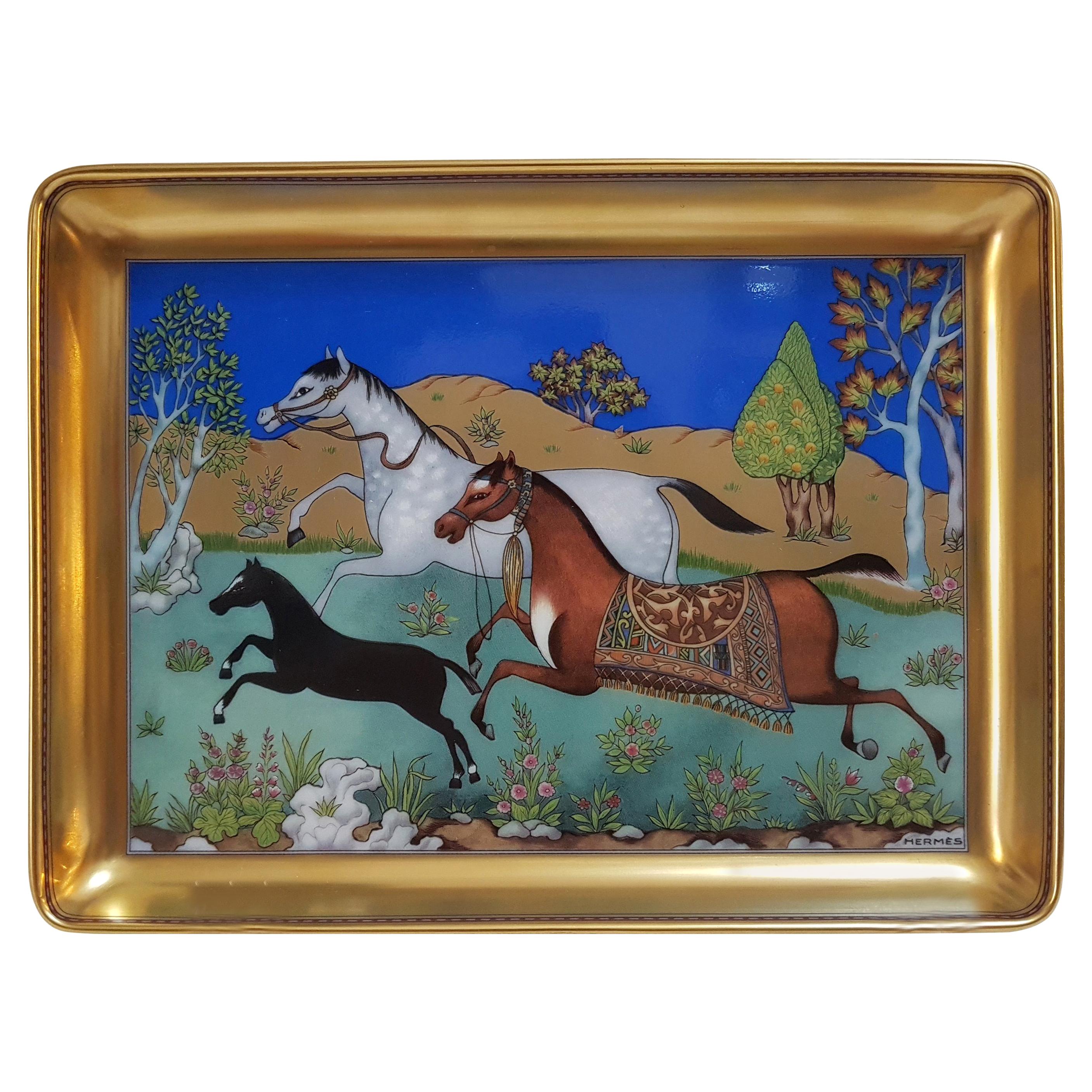 Hermès Porcelain "Cheval d'Orient" Small Charge Tray, France, Modern