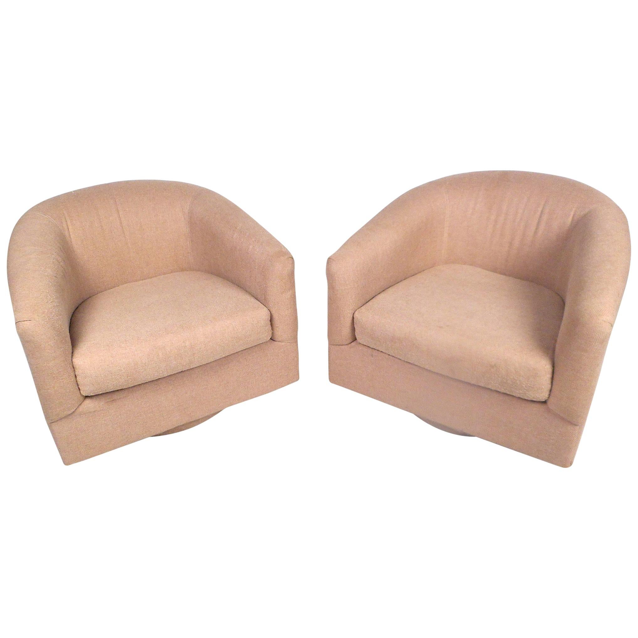 Vintage Modern Swiveling Lounge Chairs, a Pair