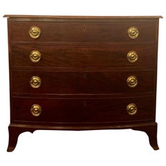 Antique American 18th Century Mahogany Bow-Front Chest of Drawers, circa 1780